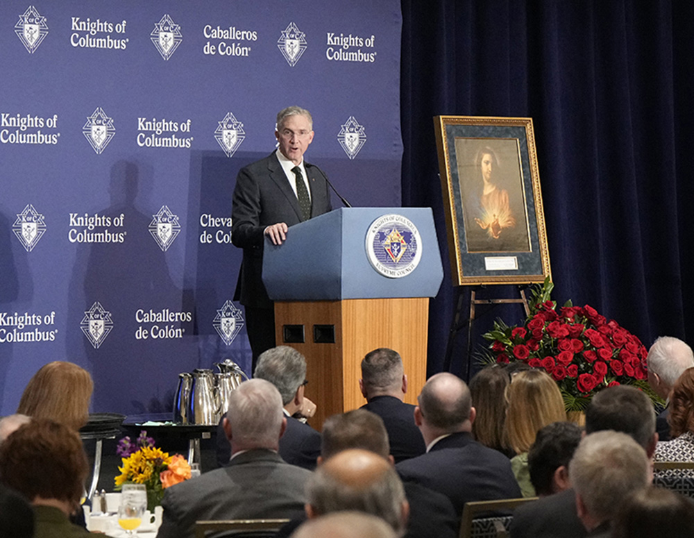 Supreme Knight Patrick Kelly speaks at the closing session of the Midyear Membership Meeting of State Deputies on Nov. 3 in National Harbor, Md. 