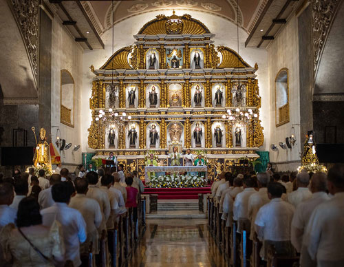 Knights from Visayas and Mindanao fill the Basilica of Santo Niño in Cebu City for a Mass celebrated by Supreme Chaplain Archbishop William Lori on Aug. 26. (Photo by Tamino Petelinšek)